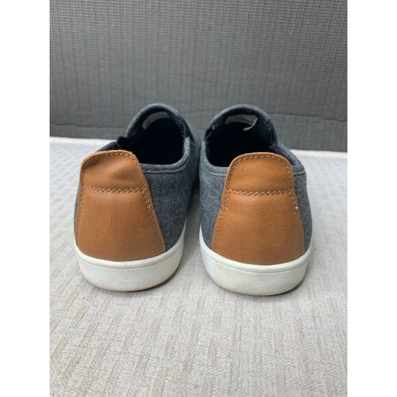Steve Madden Mens Size 8 Gray Slip-On Shoes With Tan Accent - Picture 2 of 7